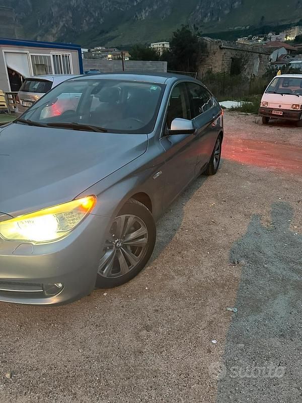 Usata BMW 530 Gran Turismo 245 CV (180 kW) 2010 Grigio Berlina