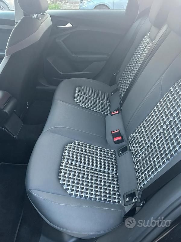 Usata Audi A1 95 CV (69 kW) 2019 Nero Utilitaria