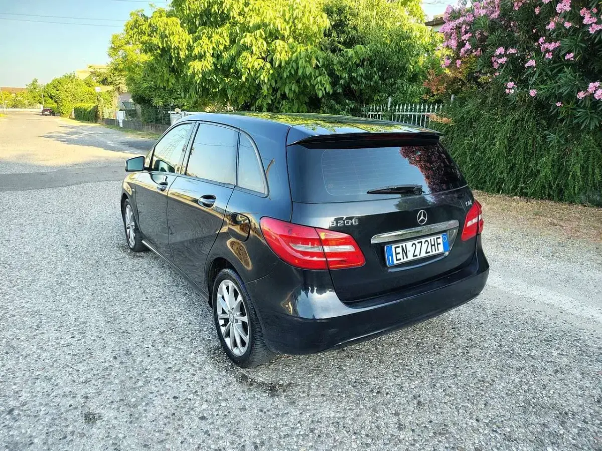Usata Mercedes B200 Executive 136 CV (100 kW) 2012 Other Utilitaria
