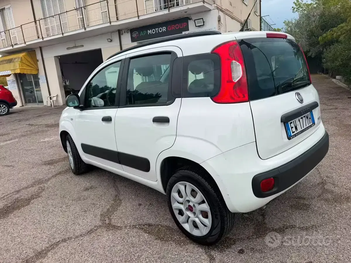 Usata Fiat Panda Easy 80 CV (58 kW) 2014 Bianco Utilitaria