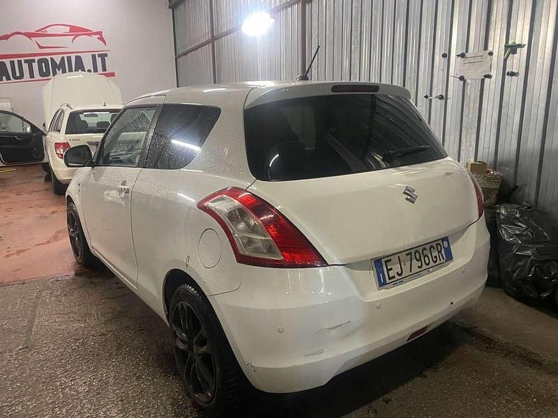 Usata Suzuki Swift GL 75 CV (55 kW) 2012 Bianco Berlina