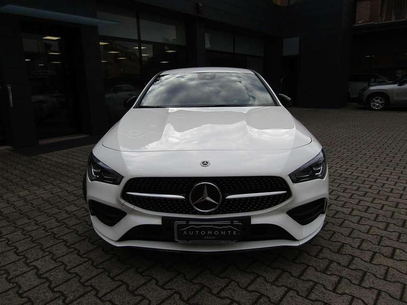 Usata Mercedes CLA200 AMG line 150 CV (110 kW) 2024 Polar white Berlina