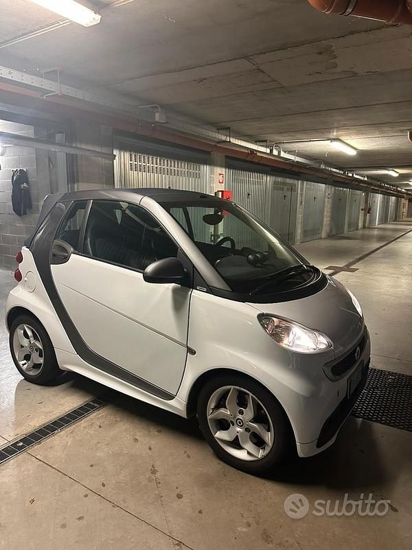 Usata Smart ForTwo Cabrio Pulse 71 CV (52 kW) 2014 Bianco Cabrio