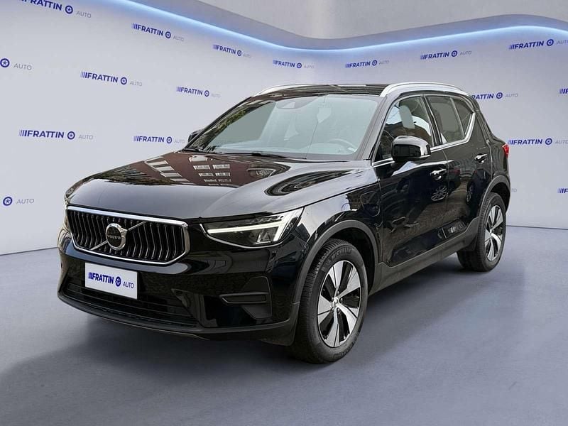 Nero Usata 2022 Volvo XC40 Core SUV | 26.890 € (Ottimo prezzo) - Immagine 1/4