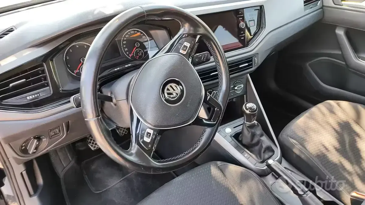 Usata VW Polo Comfortline 95 CV (69 kW) 2020 Nero Utilitaria