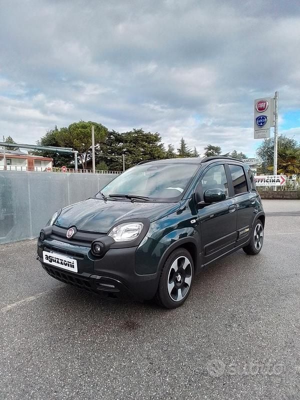Verde Usata 2025 Fiat Panda Cross Cross Due volumi | 15.500 € (Buon prezzo) - Immagine 1/4
