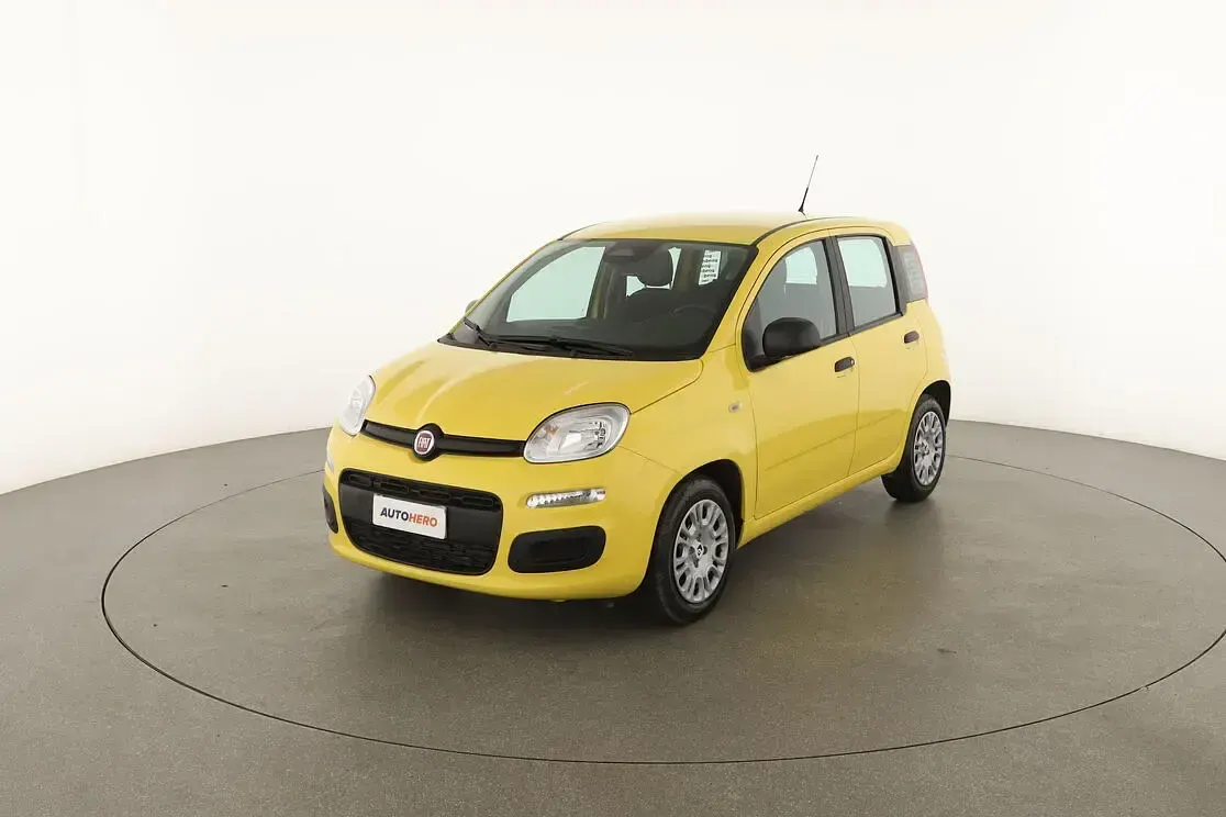 Usata Fiat Panda Pop 65 CV (47 kW) 2026 Giallo Utilitaria