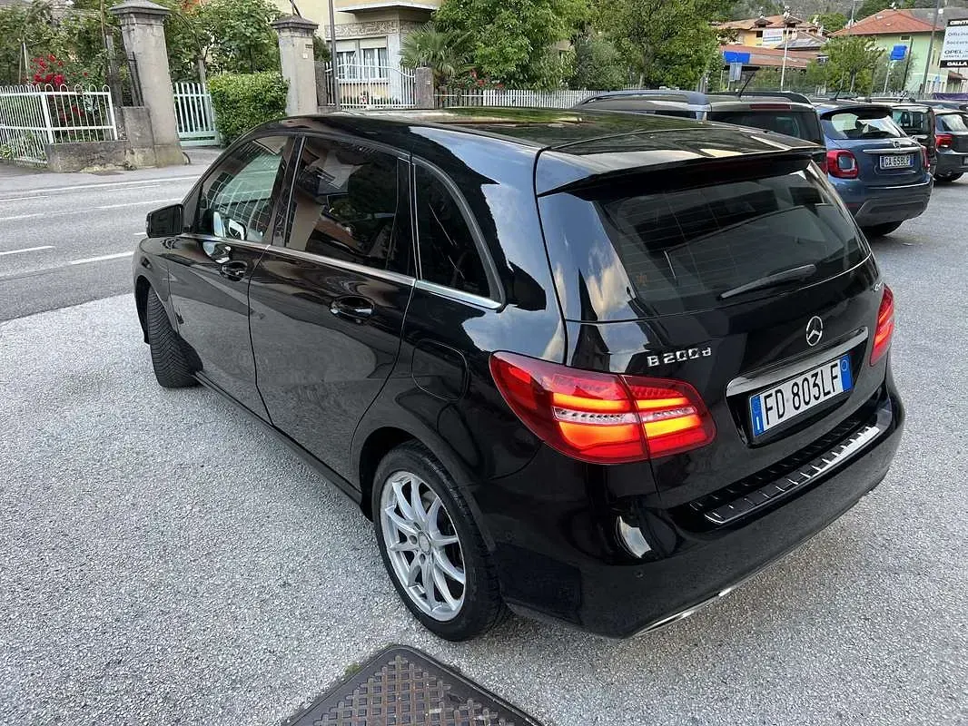 Usata Mercedes B200 136 CV (100 kW) 2016 Utilitaria