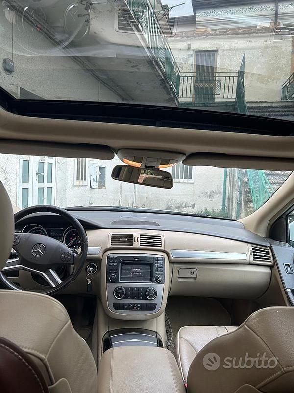 Usata Mercedes R350 2012 Bianco Monovolume