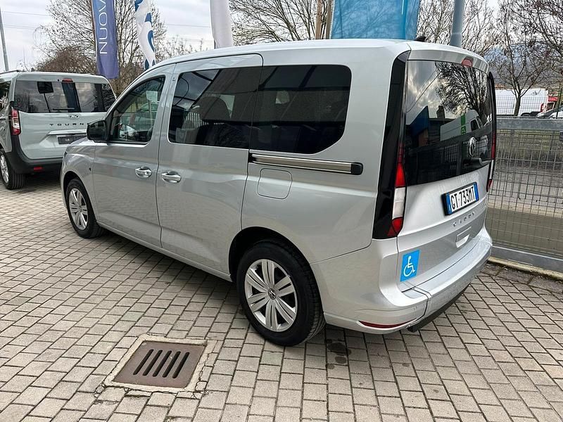Usata VW Caddy Life 115 CV (84 kW) 2024 Argento Monovolume