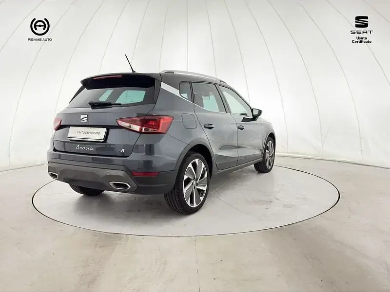 Usata Seat Arona FR 95 CV (69 kW) 2023 Grigio magnetich tech tetto nero SUV