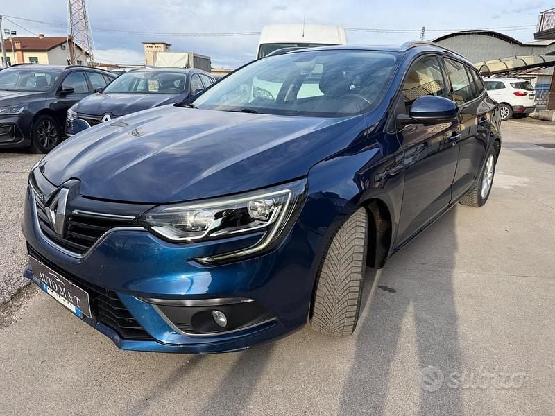 Usata Renault Mégane GrandTour 95 CV (69 kW) 2020 Blu Station wagon
