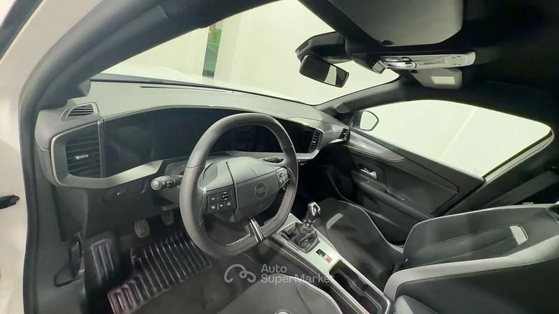 Usata Opel Mokka S 136 CV (100 kW) 2025 Bianco SUV