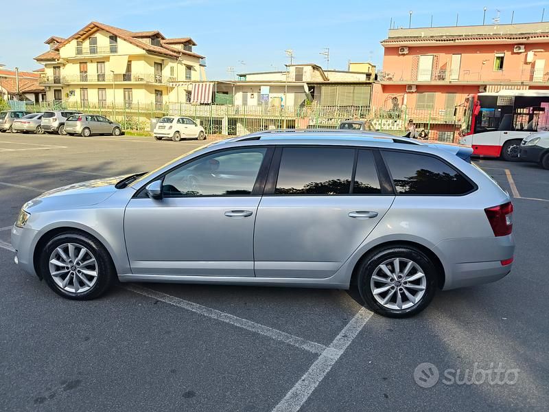 Usata Skoda Octavia GreenLine 110 CV (80 kW) 2014 Grigio Station wagon