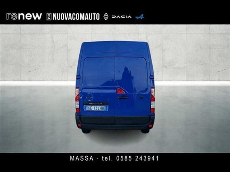 Usata Renault Master SE 165 CV (121 kW) 2021 Blu scuro Berlina