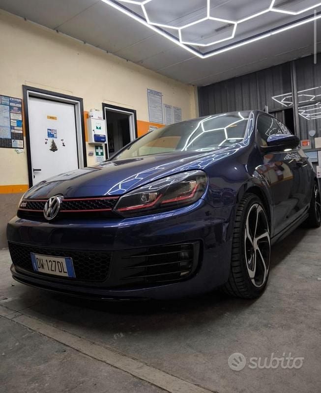 Usata VW Golf VI GTI 250 CV (183 kW) 2009 Blu Utilitaria