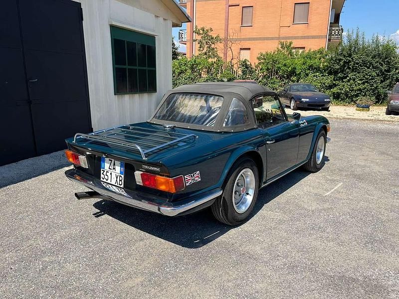 Usata Triumph TR6 105 CV (77 kW) 1974 Mallard green Cabrio
