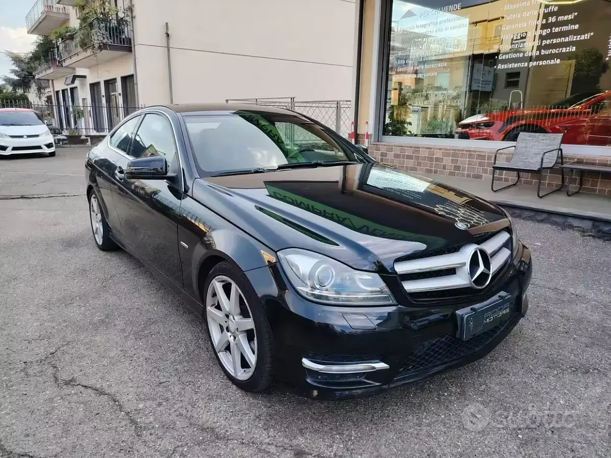Usata Mercedes C220 170 CV (125 kW) 2011 Coupé