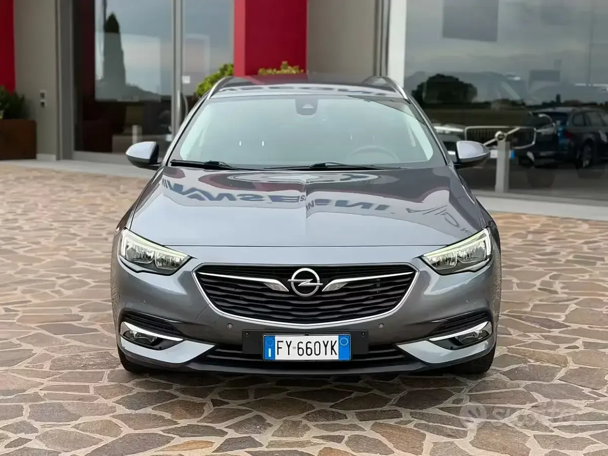 Usata Opel Insignia 136 CV (100 kW) 2019 Grigio Station wagon