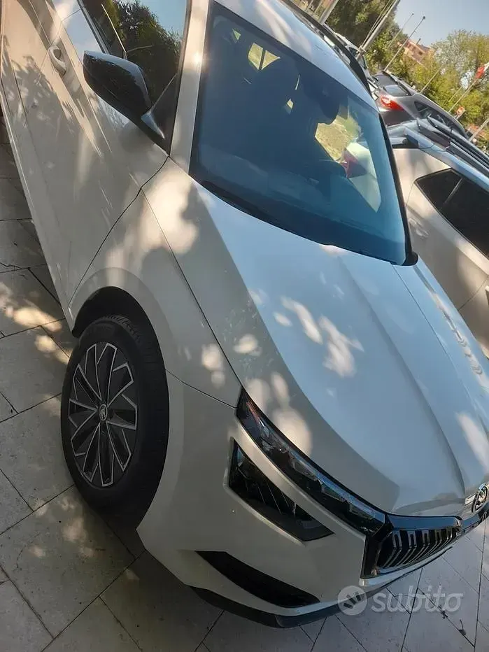 Usata Skoda Kamiq 95 CV (69 kW) 2023 Bianco SUV