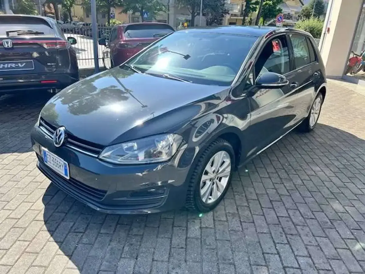 Usata VW Golf VII Comfortline 110 CV (80 kW) 2015 Grigio Berlina