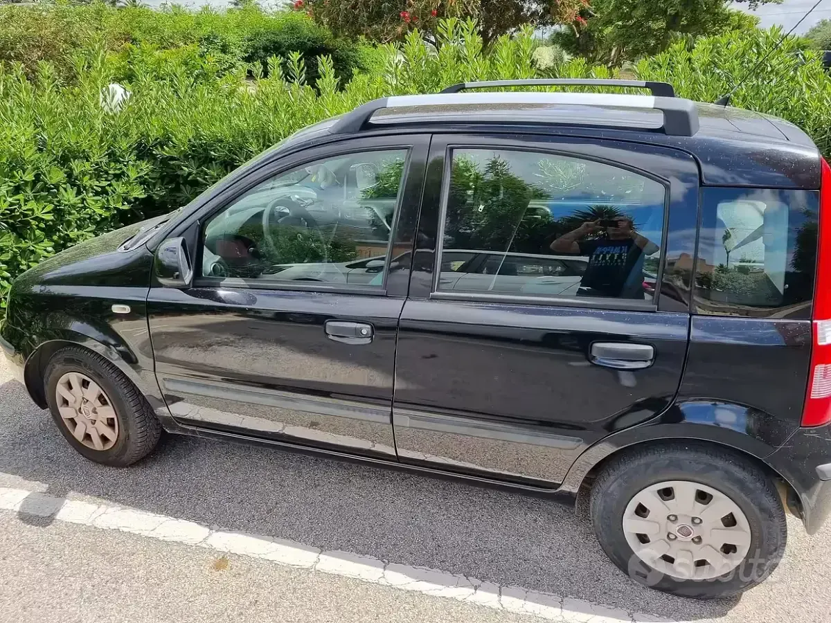 Usata Fiat Panda 69 CV (50 kW) 2010 Nero Utilitaria
