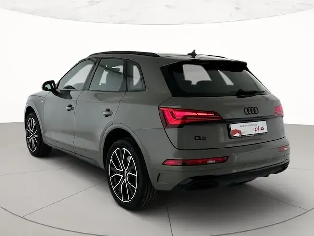 Usata Audi Q5 S-line plus 204 CV (150 kW) 2023 Grigio chronos metallizzato SUV