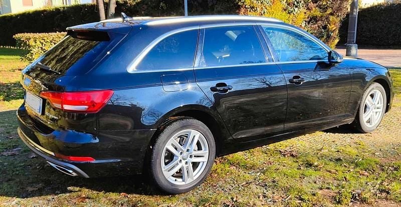 Usata Audi A4 Comfort 170 CV (125 kW) 2019 Nero Station wagon