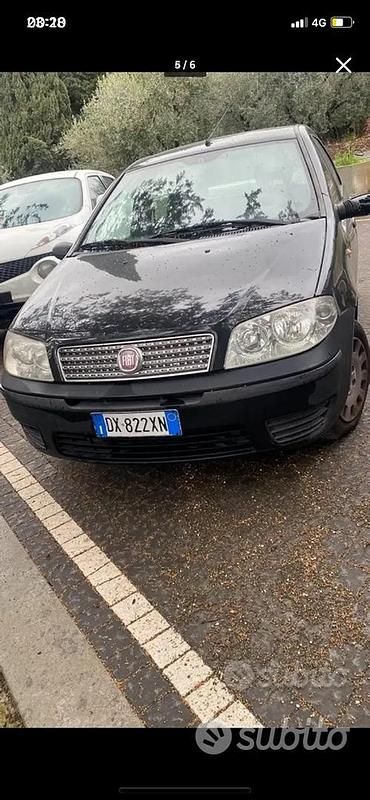 Usata Fiat Punto 80 CV (58 kW) 2009 Nero Utilitaria