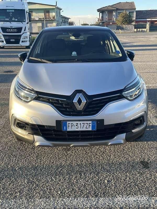 Usata Renault Captur Initiale Paris 110 CV (80 kW) 2018 SUV