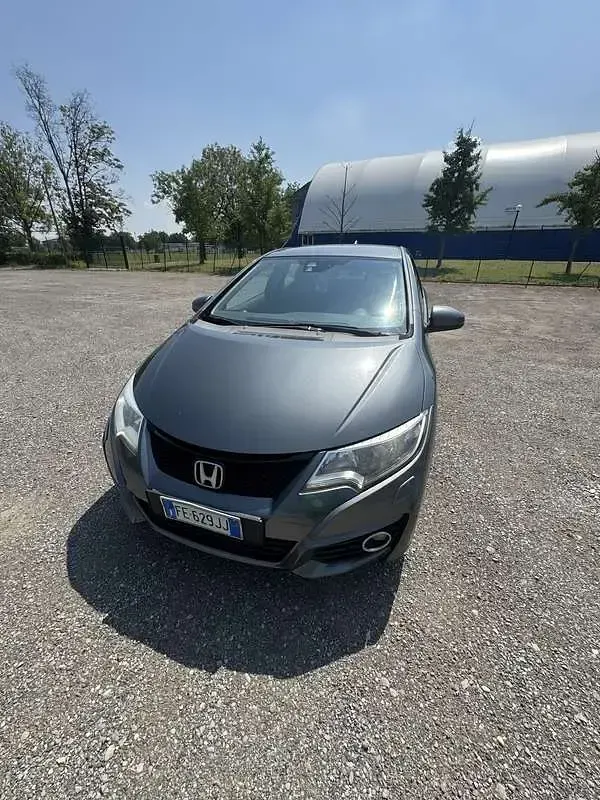 Usata Honda Civic Elegance 120 CV (88 kW) 2016 Berlina