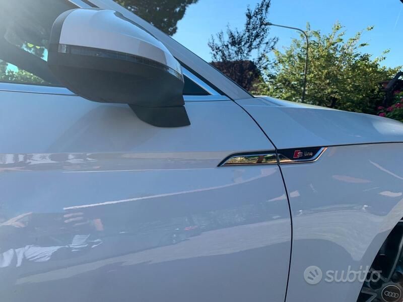 Usado Audi A5 S-Line 204 CV (150 kW) 2021 Blanco Coupe