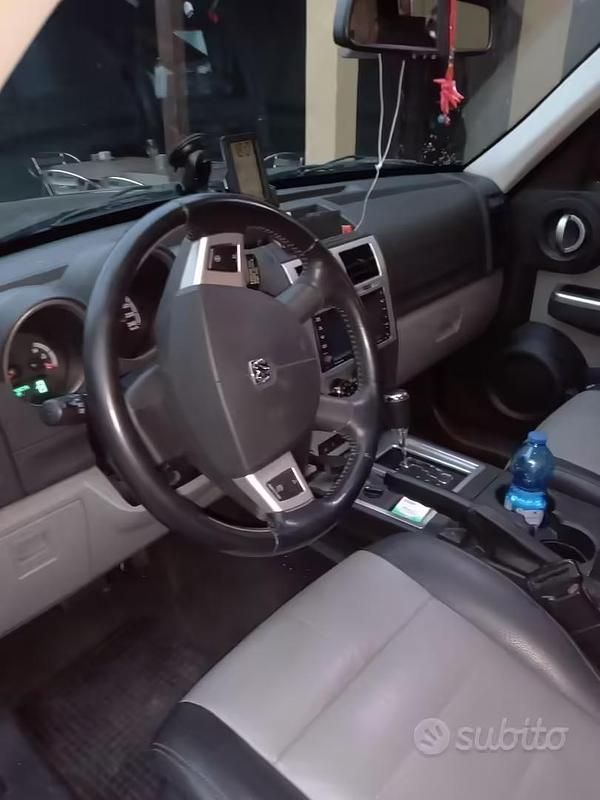 Usata Dodge Nitro 2010 Nero SUV