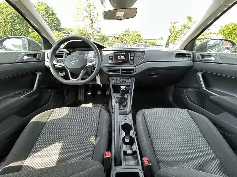 Usata VW Taigo Life 95 CV (69 kW) 2023 Grigio SUV