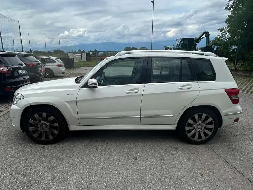 Usata Mercedes GLK200 143 CV (105 kW) 2011 Bianco SUV