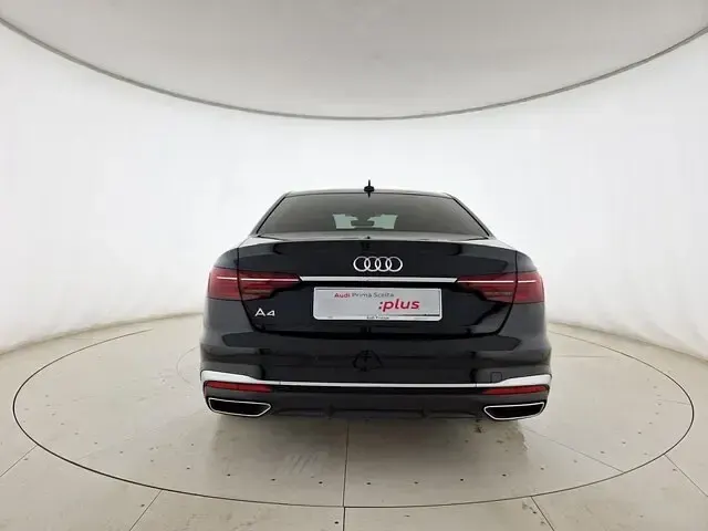 Occasion Audi A4 S-Line 163 PK (119 kW) 2024 Zwart Sedan