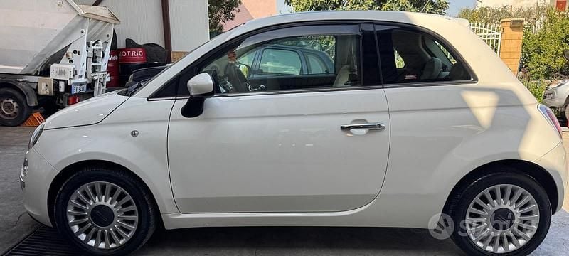 Usata Fiat 500 Lounge 69 CV (50 kW) 2009 Bianco Cabrio