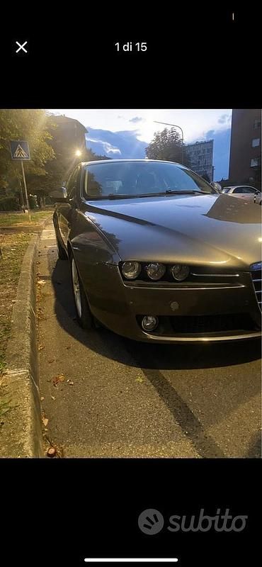 Usata 2009 Alfa Romeo 159 Station wagon | 4000 € (Buon prezzo) - Immagine 1/4