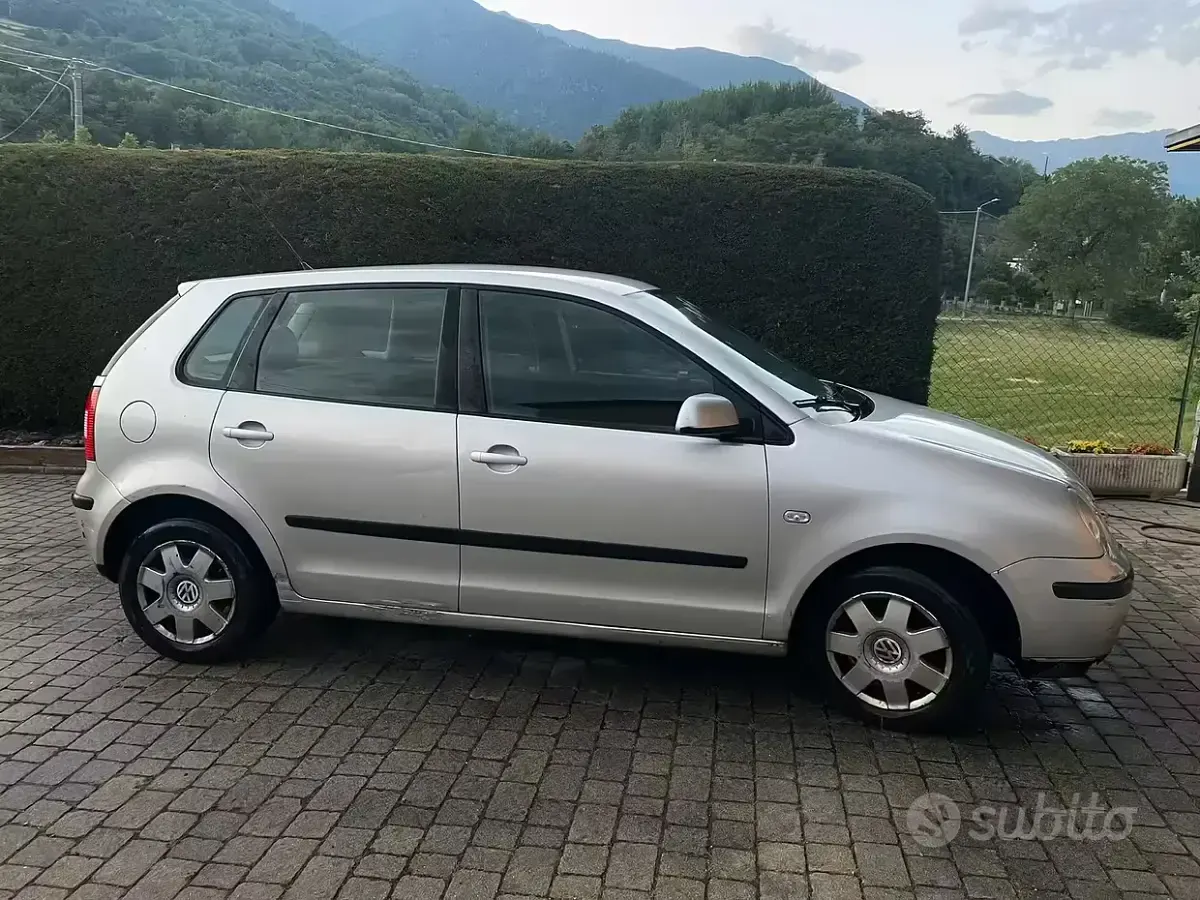 Usata VW Polo 75 CV (55 kW) 2004 Utilitaria