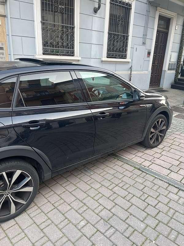 Usata VW Taigo R-line 150 CV (110 kW) 2023 Nero SUV