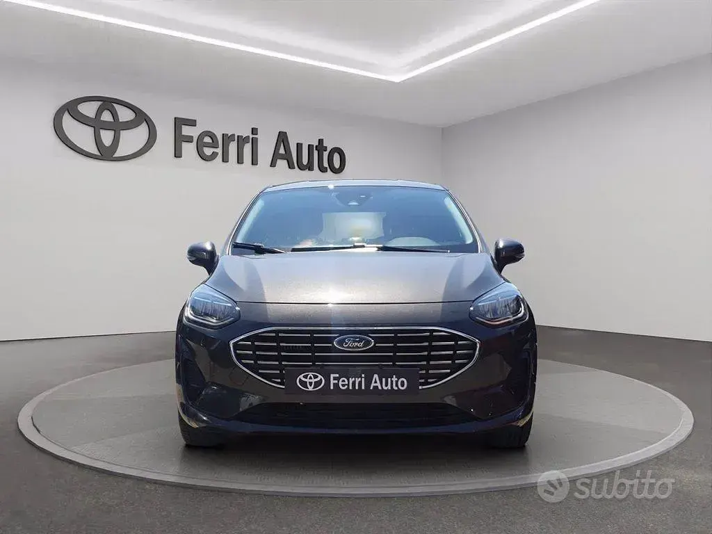 Usata Ford Fiesta Titanium 125 CV (91 kW) 2023 Grigio Utilitaria