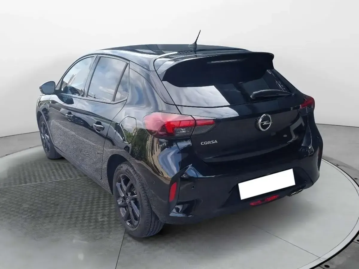 Usata Opel Corsa GS Line 131 CV (96 kW) 2022 Nero Utilitaria
