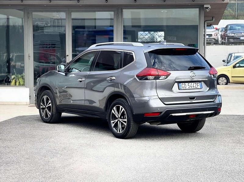Usata Nissan X-Trail 160 CV (117 kW) 2021 Grigio SUV