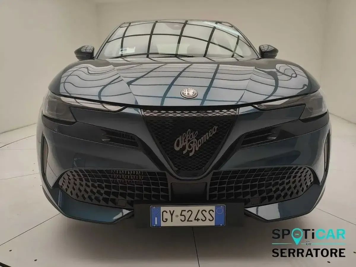 Usata Alfa Romeo Junior 145 CV (106 kW) 2025 Blu SUV