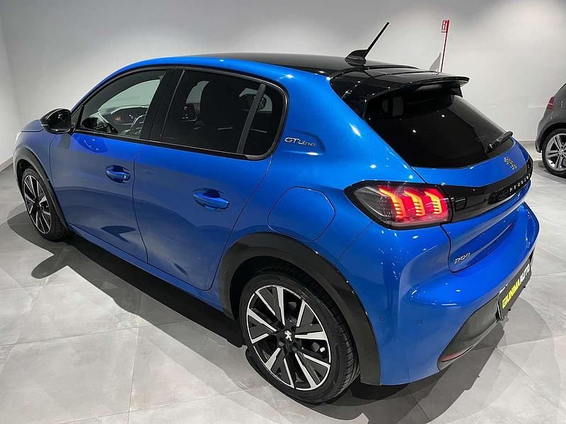 Usata Peugeot 208 GT-line 101 CV (74 kW) 2020 Blu Utilitaria