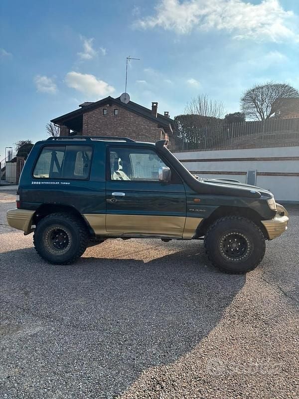 Usata Mitsubishi Pajero 1998 Verde SUV