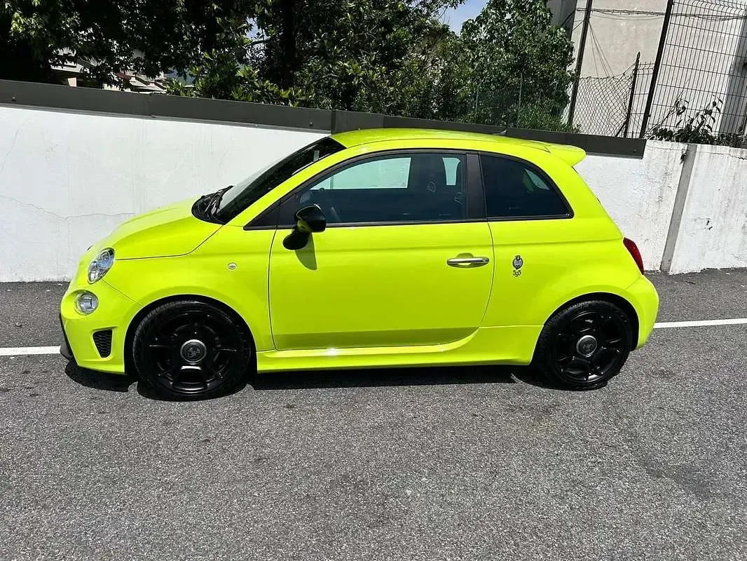 Usata Abarth 595 70th Anniversary 165 CV (121 kW) 2020 Verde