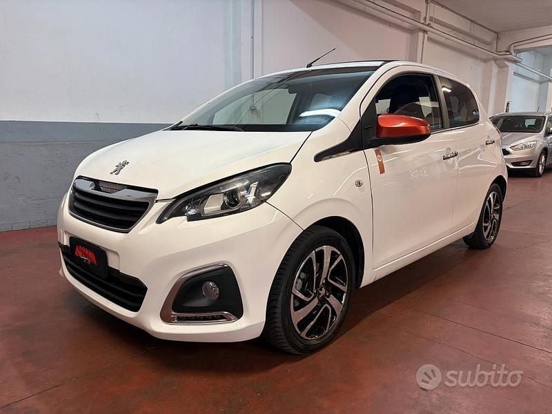 Bianco Usata 2017 Peugeot 108 Roland Garros Tre volumi | 6800 € (Ottimo prezzo) - Immagine 1/4