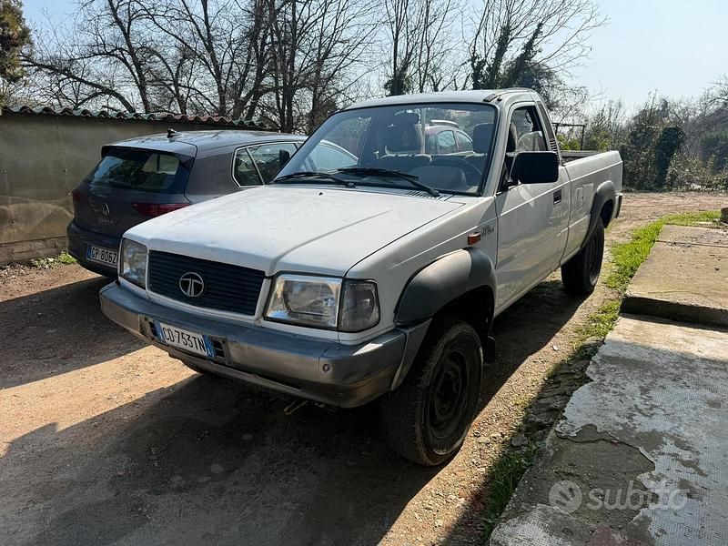 Usata Tata Telcoline 2002 Bianco SUV