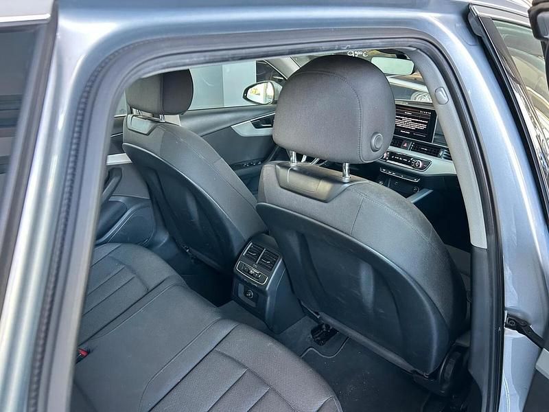 Usata Audi A4 163 CV (119 kW) 2021 Argento Station wagon